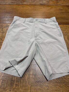 FootJoy Men's Light Khaki Flat Front Golf Shorts sz 34